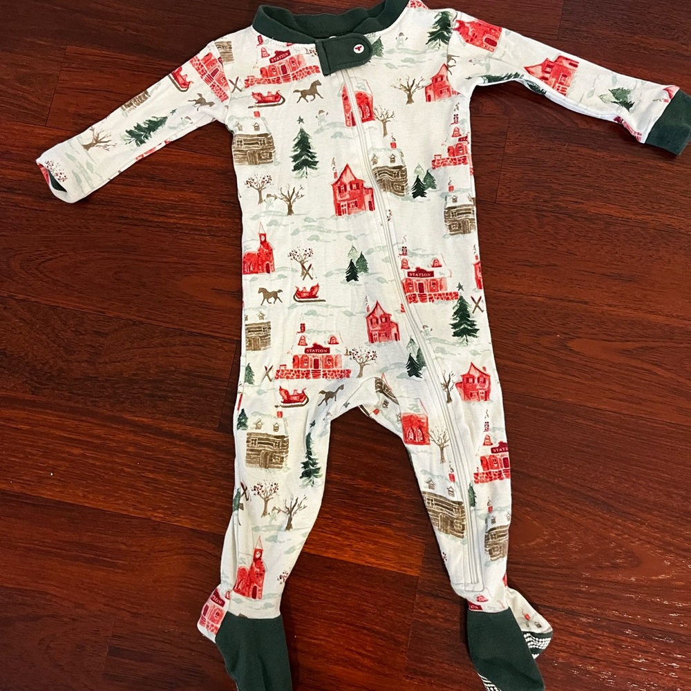 GUC Christmas Pajamas by Burt’s Bees